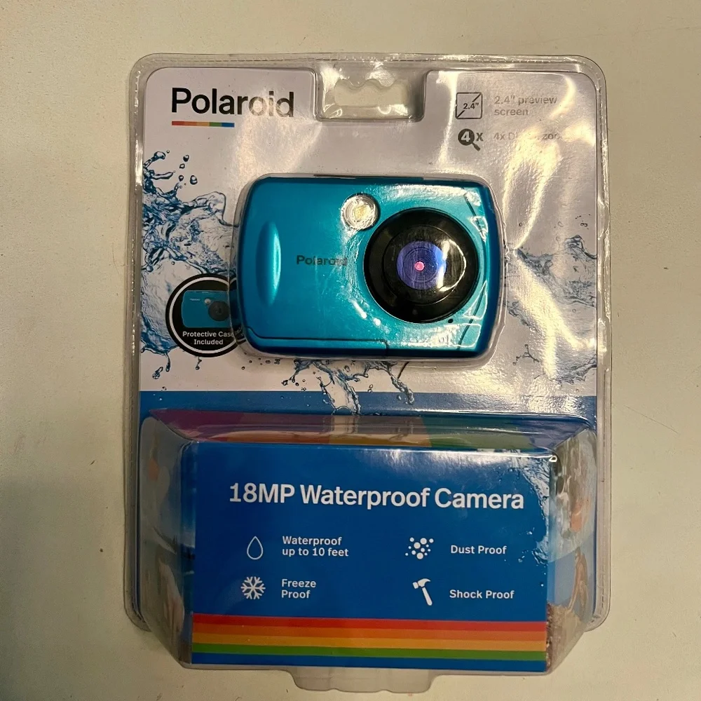 NEW - Polaroid 18MP Waterproof Camera Teal 4x Digital Zoom IE048 - Underwater